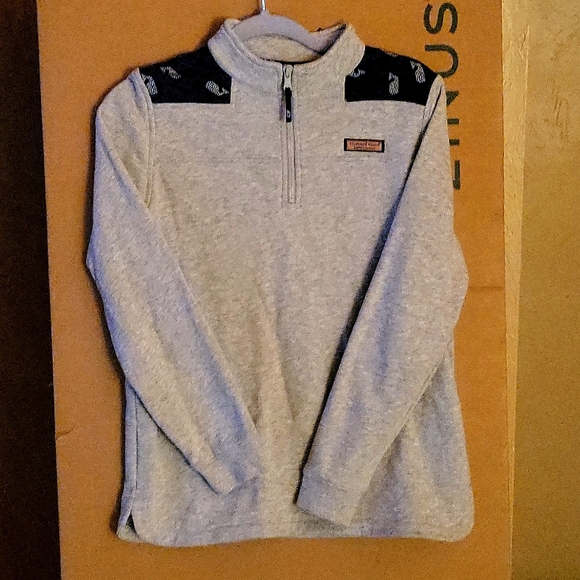 Vineyard Vines girls xl size 16 shep shirt with whales on shoulders excellent - Picture 1 of 5